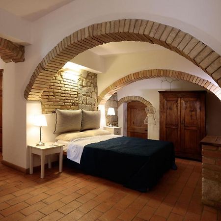 Corte Dei Guelfi ซานจีมิญญาโน ภายนอก รูปภาพ