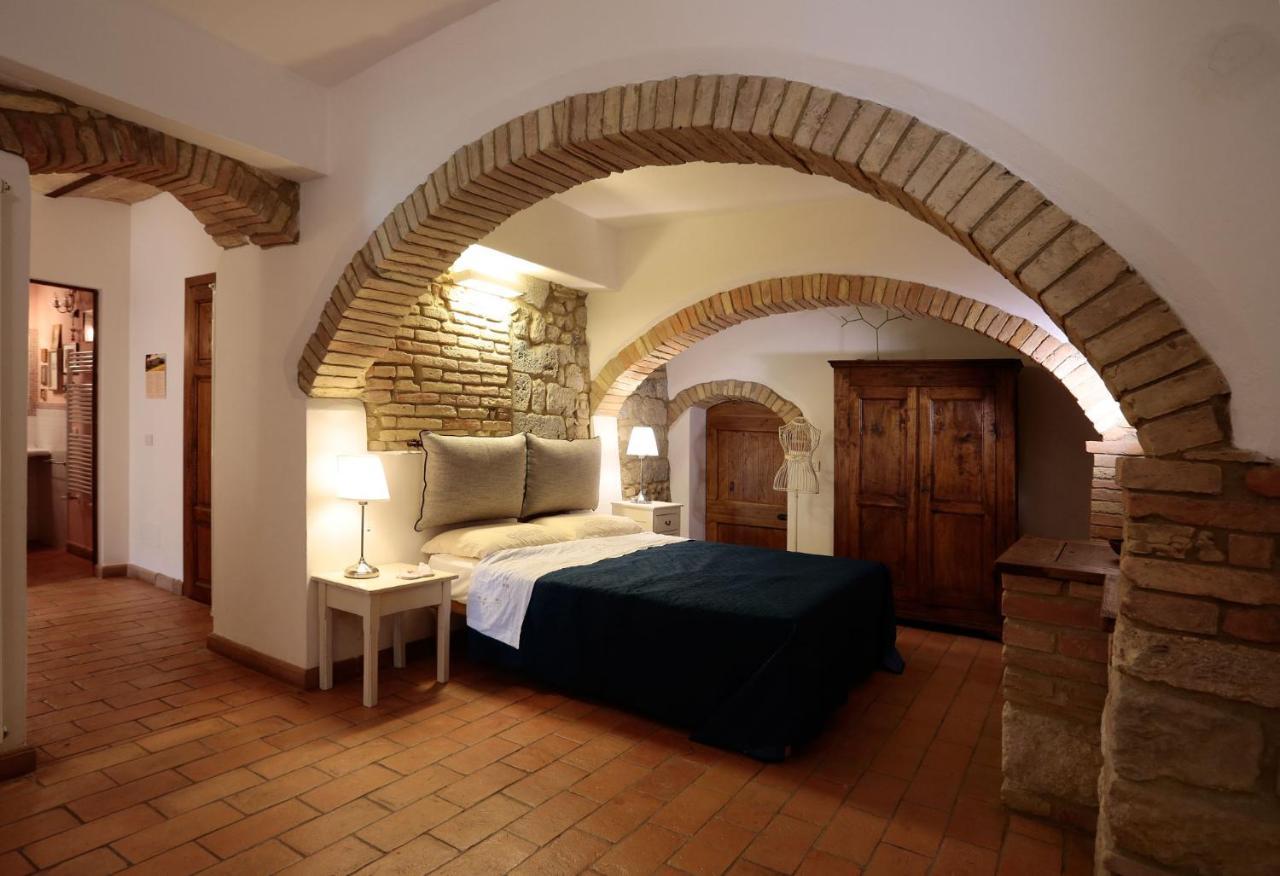 Corte Dei Guelfi ซานจีมิญญาโน ภายนอก รูปภาพ