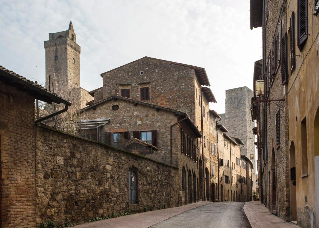 Corte Dei Guelfi ซานจีมิญญาโน ภายนอก รูปภาพ